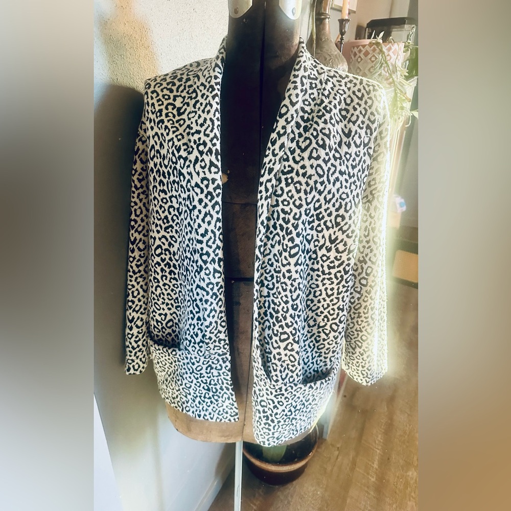Pull&Bear Leopard Print‎ Blazer Open Front Jacket… - image 1